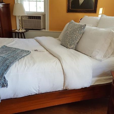 Bed and Breakfast The 1720 House Vineyard Haven Exterior foto